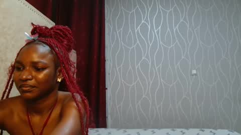 Roxy online show from April 2026 07:22:02 PM