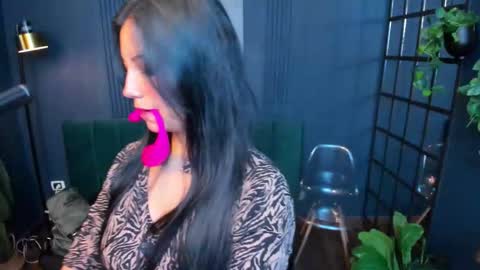 Roxy hell online show from January 2026 12:31:01 PM