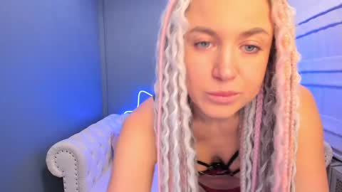 Roxy online show from December 2024 01:18:02 AM