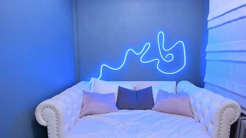 Roxy online show from December 2024 10:34:02 AM