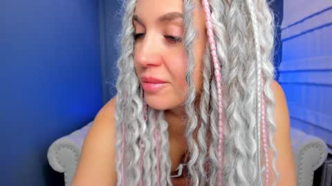 Roxy online show from February 2025 01:32:02 AM