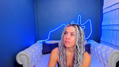 Roxy online show from February 2026 02:21:02 AM