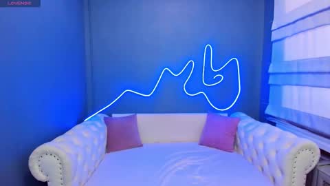 Roxy online show from March 2026 08:19:01 AM