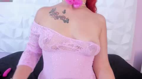 Roxy online show from October 2025 02:11:02 AM