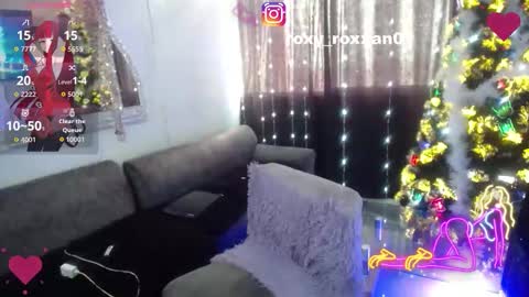 Snapshot of roxy_roxxan chatting on December 2025 04:36:01 PM - online show from December 2025 04:36:01 PM