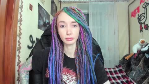 Snapshot of roxy_silver chatting on December 2024 06:59:02 PM Roxy online show from December 2024 06:59:02 PM