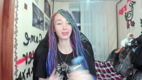 Snapshot of roxy_silver chatting on December 2024 10:05:01 PM Roxy online show from December 2024 10:05:01 PM