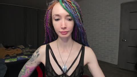 Snapshot of roxy_silver chatting on January 2025 08:47:01 PM Roxy online show from January 2025 08:47:01 PM