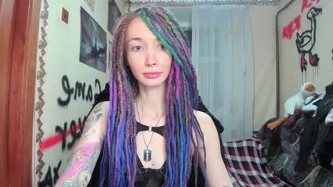 Snapshot of roxy_silver chatting on January 2025 08:32:02 PM Roxy online show from January 2025 08:32:02 PM