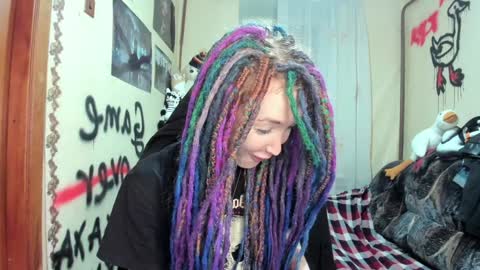 Snapshot of roxy_silver chatting on February 2025 07:27:01 PM Roxy online show from February 2025 07:27:01 PM