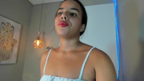 roxy_stone1 online show from June 2026 06:56:02 PM