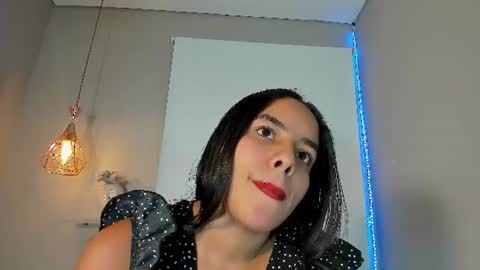 roxy_stone1 online show from June 2026 07:12:02 PM