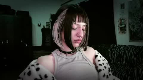 Roxy Independient model Help me to reach 50 thumbs up online show from May 2026 11:12:03 PM
