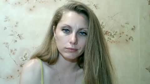 roxyfox18x01 online show from June 2026 08:00:02 PM