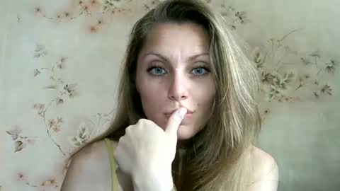roxyfox18x01 online show from June 2026 09:23:02 AM