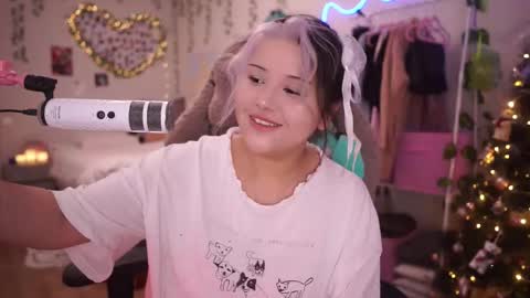 roxysuh online show from December 2025 07:27:02 AM