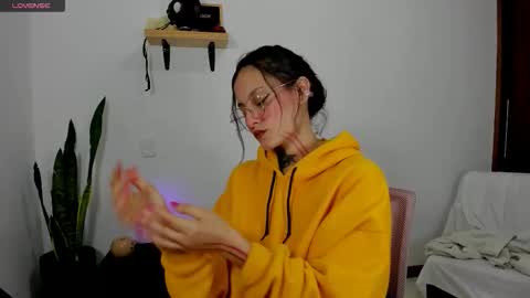 roxy online show from October 2025 02:12:02 AM