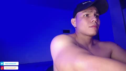 Snapshot of roy__constance chatting on December 2024 03:04:02 AM Roy Constance online show from December 2024 03:04:02 AM