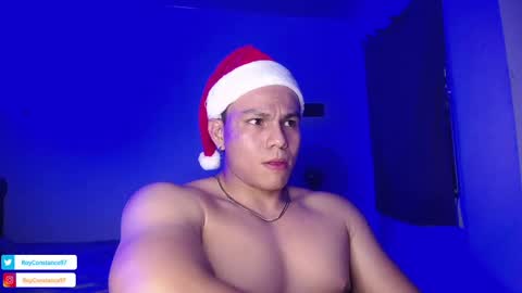 Snapshot of roy__constance chatting on December 2024 06:33:02 AM Roy Constance online show from December 2024 06:33:02 AM