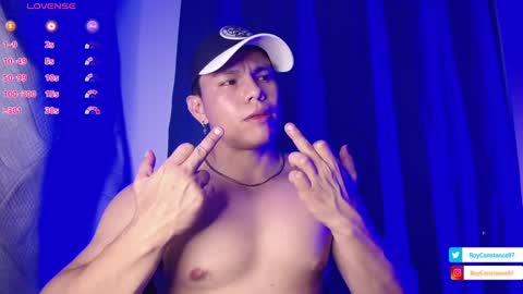 Snapshot of roy__constance chatting on January 2025 04:14:02 AM Roy Constance online show from January 2025 04:14:02 AM