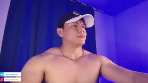 Snapshot of roy__constance chatting on January 2025 12:34:02 AM Roy Constance online show from January 2025 12:34:02 AM