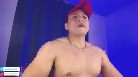 Snapshot of roy__constance chatting on January 2025 04:34:02 AM Roy Constance online show from January 2025 04:34:02 AM