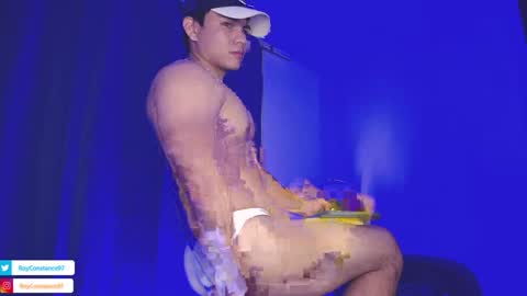 Snapshot of roy__constance chatting on February 2025 11:48:01 PM Roy Constance online show from February 2025 11:48:01 PM