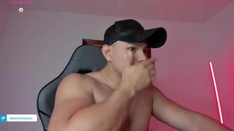 Snapshot of roy__constance chatting on October 2025 05:30:01 AM Roy Constance online show from October 2025 05:30:01 AM