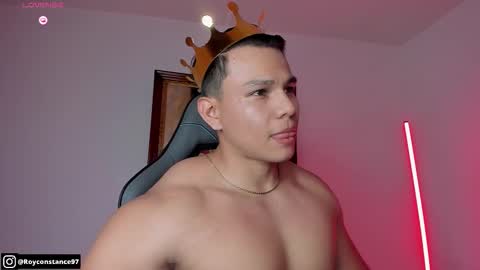 Snapshot of roy__constance chatting on November 2025 03:50:01 AM Roy Constance online show from November 2025 03:50:01 AM