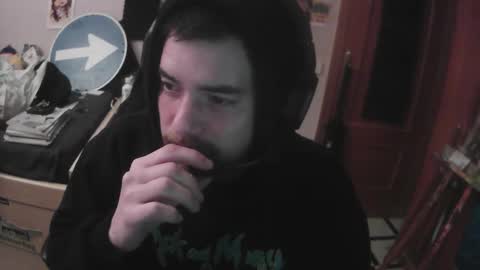 royer04 online show from December 2025 03:36:01 AM