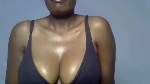 Snapshot of rozie34 chatting on March 2026 08:20:01 PM rozie34 online show from March 2026 08:20:01 PM