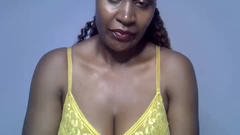 Snapshot of rozie34 chatting on April 2026 12:08:02 AM rozie34 online show from April 2026 12:08:02 AM