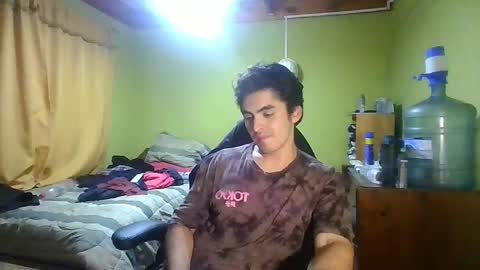 Snapshot of rpaulo25 chatting on April 2026 03:40:02 AM rpaulo25 online show from April 2026 03:40:02 AM