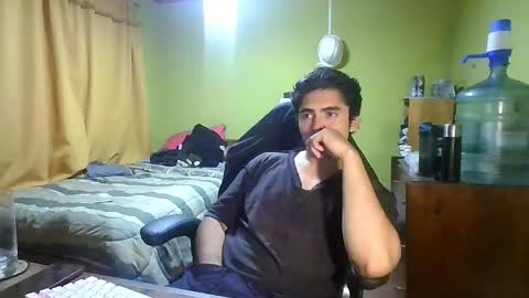 Snapshot of rpaulo25 chatting on April 2026 05:41:01 AM rpaulo25 online show from April 2026 05:41:01 AM