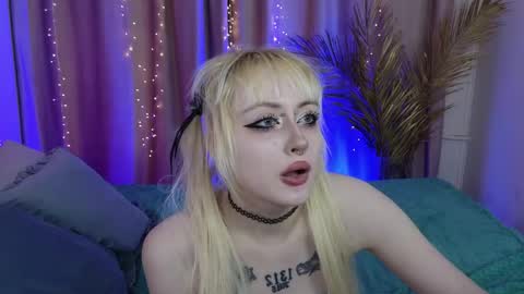 Rraffaellka online show from May 2026 09:56:02 PM