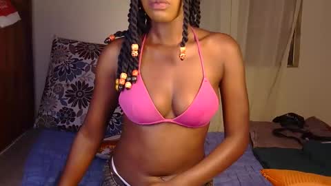 Rosee online show from May 2026 09:42:02 PM