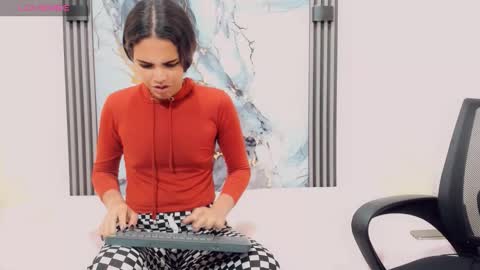 Snapshot of rubi_30 chatting on November 2025 11:58:01 AM Rubi i love online show from November 2025 11:58:01 AM