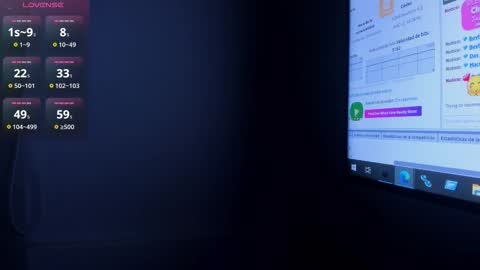 Snapshot of rubi_foox chatting on December 2025 09:42:01 PM Karol michell online show from December 2025 09:42:01 PM