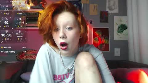 Snapshot of rubireyn chatting on December 2025 06:38:01 PM Rubi online show from December 2025 06:38:01 PM