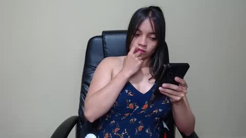 Snapshot of ruby_and_aron chatting on December 2024 01:32:02 AM RUBY AND ARON online show from December 2024 01:32:02 AM