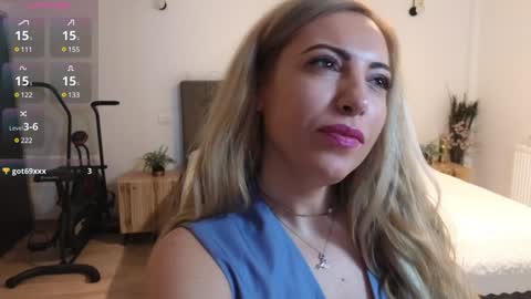 Snapshot of ruby_fit chatting on December 2024 01:08:01 AM Ruby online show from December 2024 01:08:01 AM
