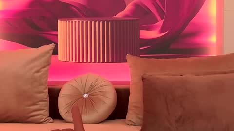 Ruby Luxe online show from November 2025 06:44:01 AM