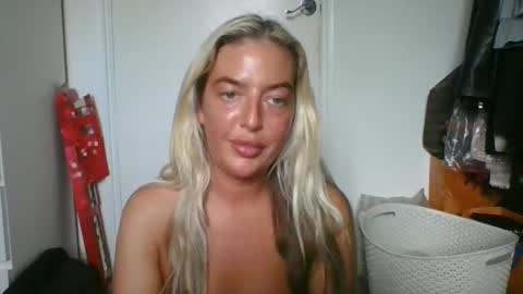 rubyredxxxoxxx online show from December 2024 12:27:02 PM