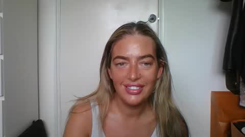 rubyredxxxoxxx online show from October 2025 10:35:01 AM