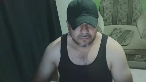 Snapshot of rudykruzpe chatting on October 2025 03:03:02 AM kruzpe online show from October 2025 03:03:02 AM