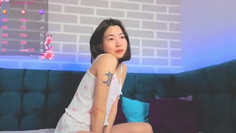 Runi online show from May 2026 01:56:01 AM