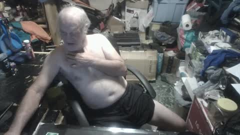 Russtenail21 online show from September 2025 06:52:01 PM