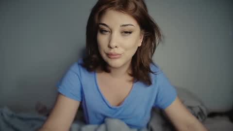 Snapshot of russypussy141 chatting on March 2025 01:55:02 AM Alex online show from March 2025 01:55:02 AM