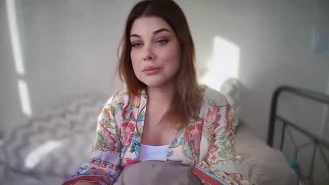 Snapshot of russypussy141 chatting on November 2025 07:19:02 PM Alex online show from November 2025 07:19:02 PM