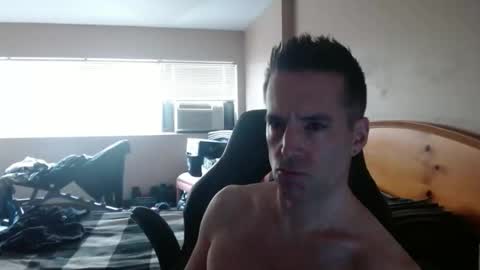 Snapshot of rustic_cuse_777 chatting on February 2026 04:43:02 PM rustic_cuse_777 online show from February 2026 04:43:02 PM